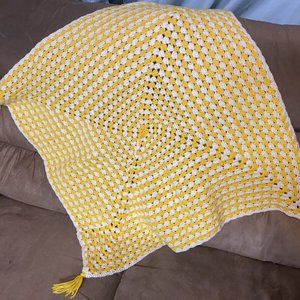 Vintage Granny Square Crochet Lap Baby Blanket Handmade Afghan 31"x31" Yellow
